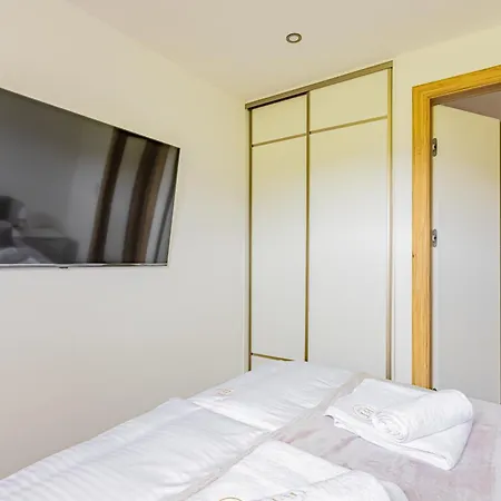 Bt Apartment *